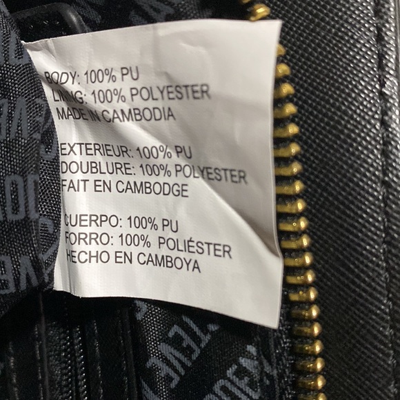 Steve Madden Blannis Crossbody Bag
Gold Hardware - Picture 6 of 9